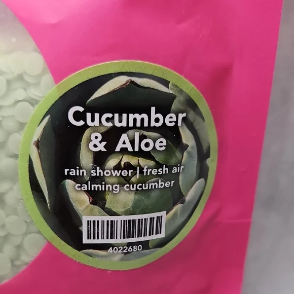 Pink Zebra Sprinkles Fragranced Wax Melts - Pink and Green - Picture 2 of 2